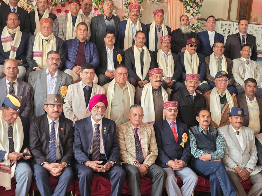 10 Dogra रेजीमेंट के बैटरनज ने मनाया डेराबाबा नानक दिवस