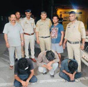 चैतड़ू में 7.42 ग्राम चिट्टे के साथ 3 युवक Arrest