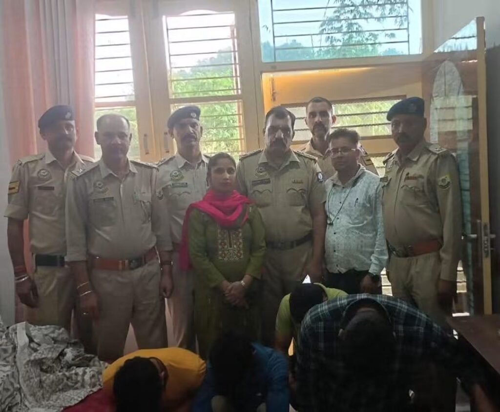 11 ग्राम चिट्टे के साथ चार युवक गिरफ्तार (Arrest)