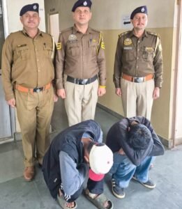 Car सवार दो युवक 9 ग्राम चिट्टे के साथ गिरफ्तार